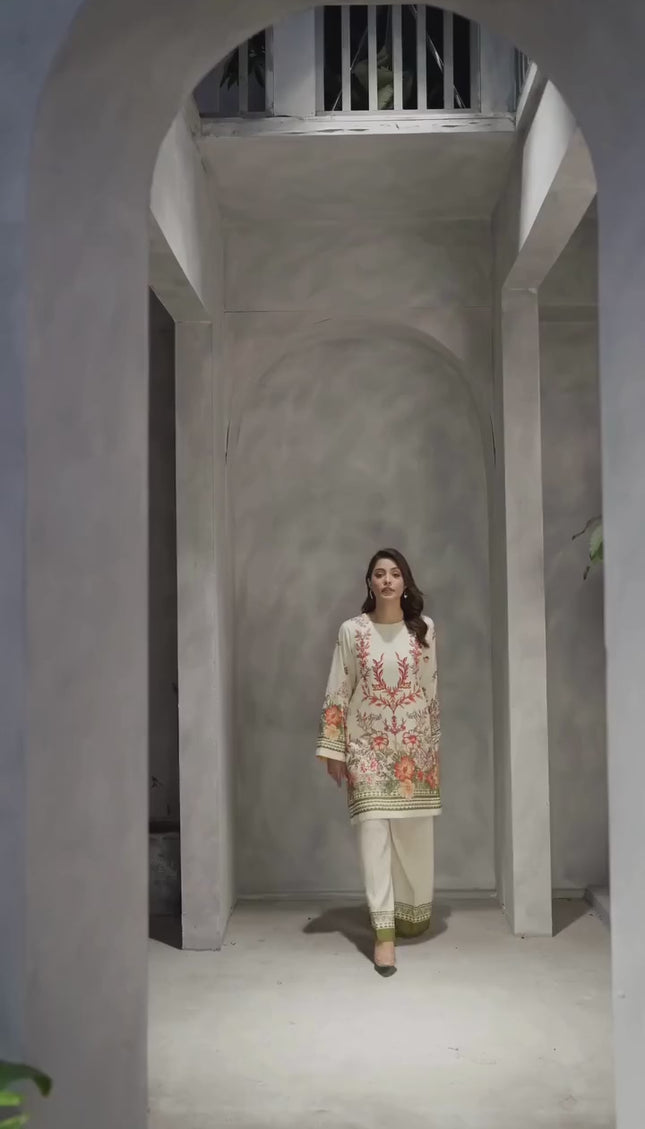 Autumn Grace Co-Ord Set – Natural Crepe