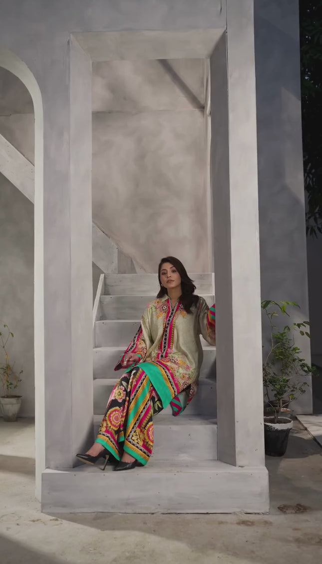 Mehfil Bloom Muslin Co-Ord Set